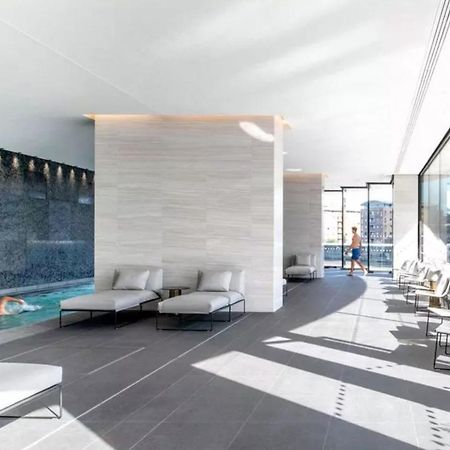 Two Bedrooms Penthouse One Park Drive, Canary Wharf ลอนดอน ภายนอก รูปภาพ